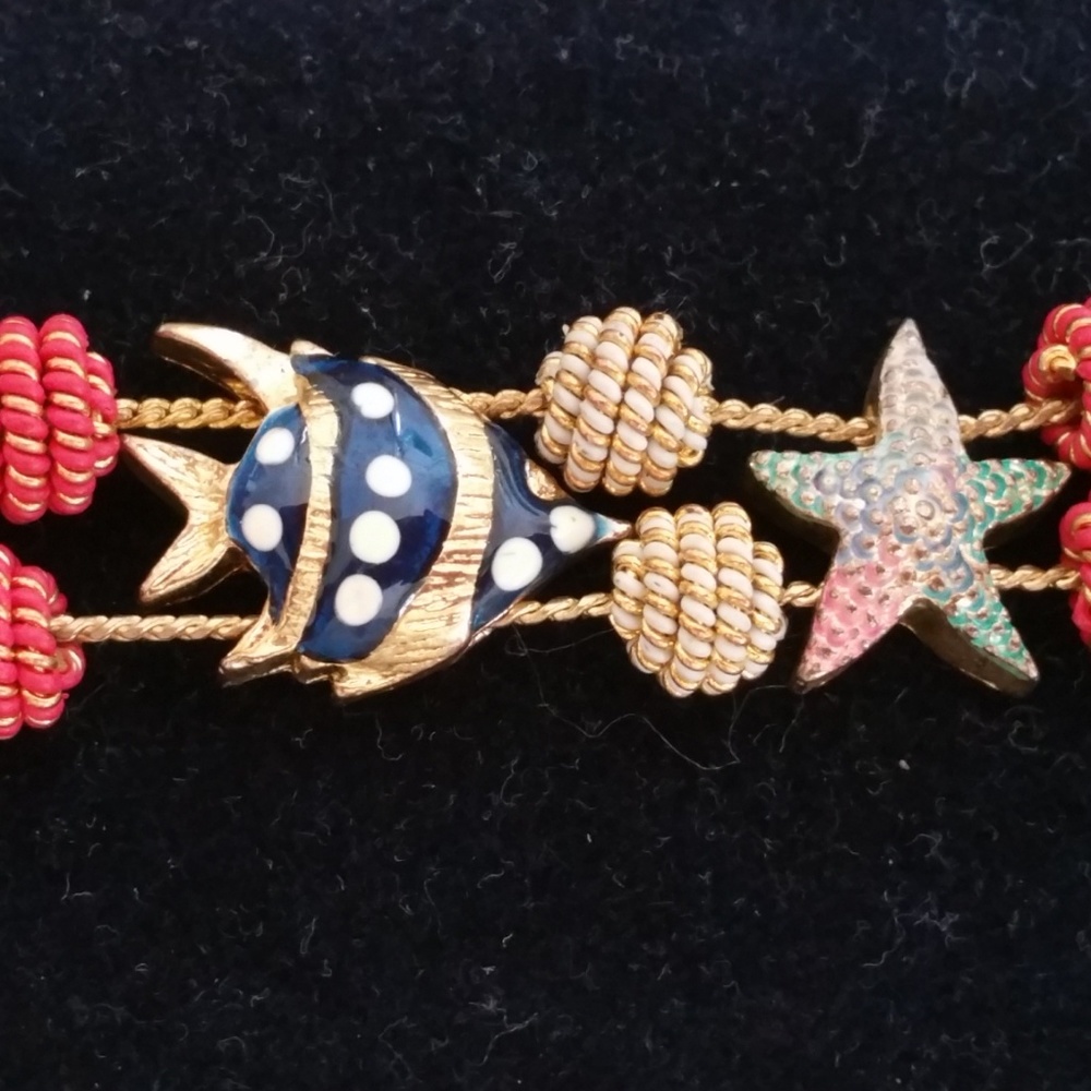 Vintage slide charm bracelet w. Nautical theme